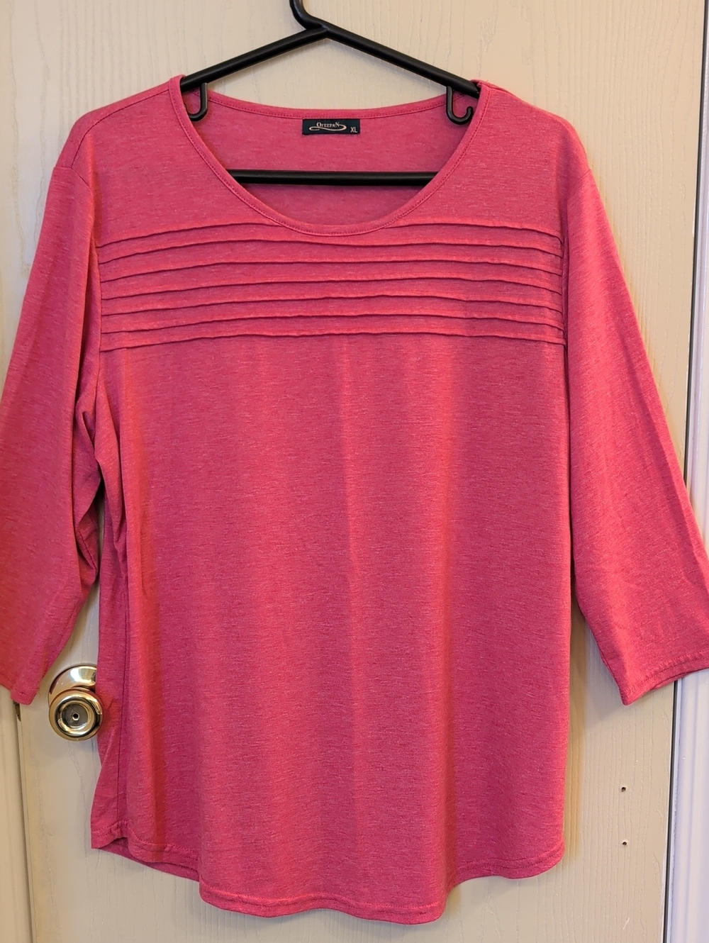 Ofeefan Pink Pleated Yoke Top XL Soft Knit 3/4 Sleeve Curved Hem Blouse